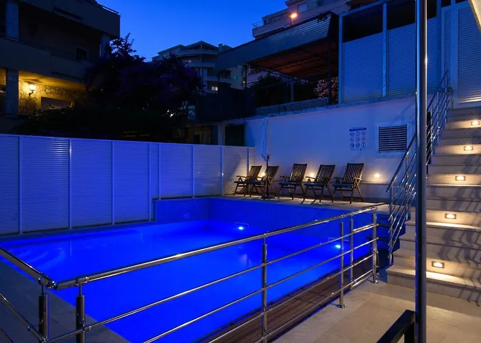 A3-90m2 W Shared Pool & Balcony Next To Apartament Trogir