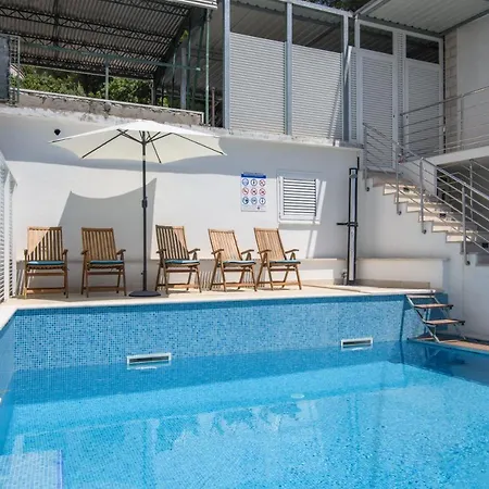 公寓 A3-90m2 W Shared Pool & Balcony Next To *