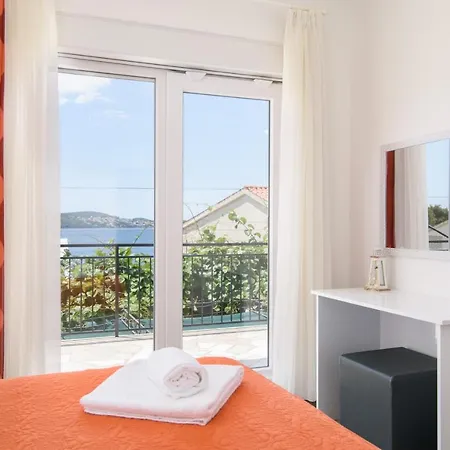Apartment A3-90m2 W Shared Pool & Balcony Next To Trogir