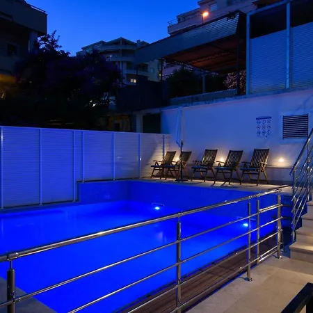 A3-90m2 W Shared Pool & Balcony Next To Apartment Trogir