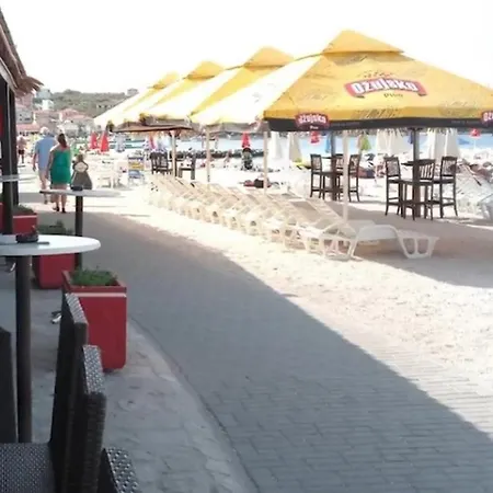 A3-90m2 W Shared Pool & Balcony Next To * Trogir