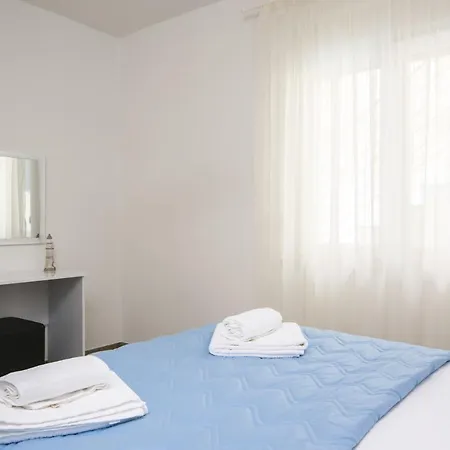公寓 A3-90m2 W Shared Pool & Balcony Next To *